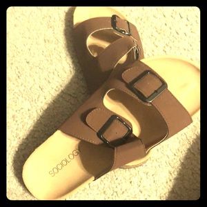 Brown Grenada sandals